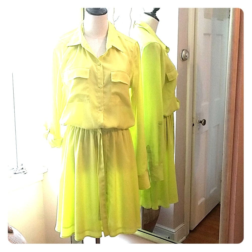 Lemon lime colored shirtdress